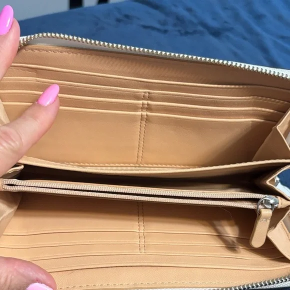 Coach Woven Orange and White Wallet - Picture 7 of 8